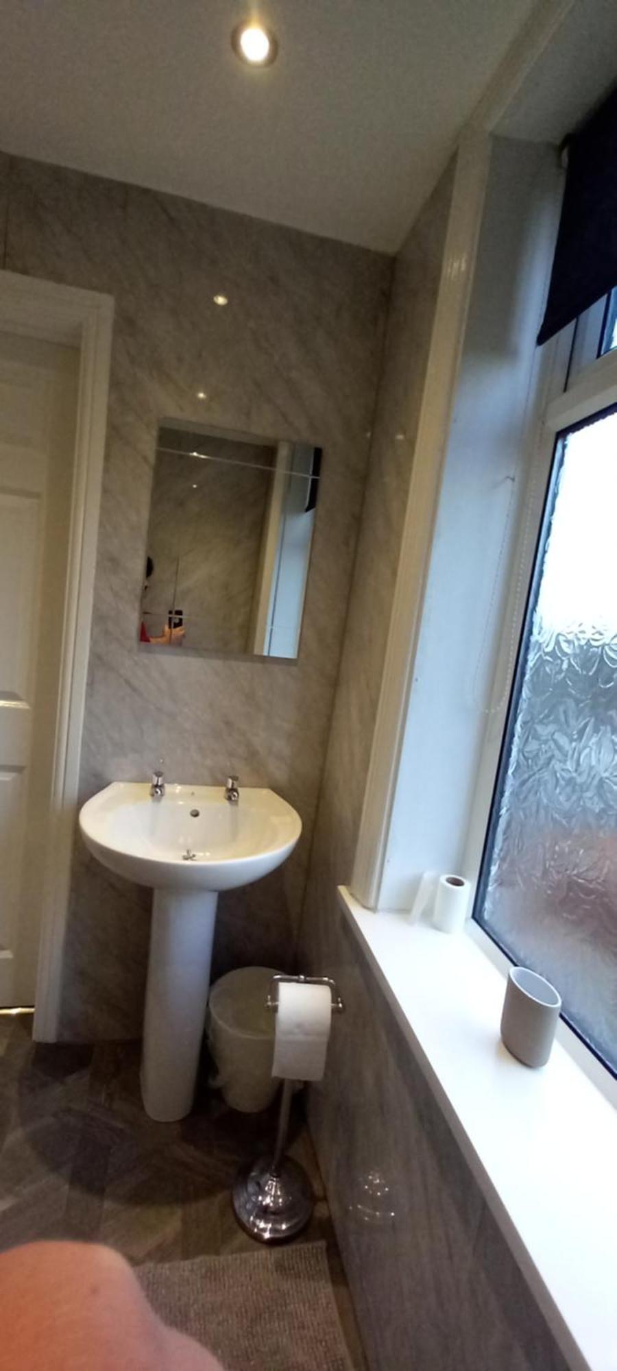 Room From Home, Private Ensuite Spacious Room เชฟฟิลด์ ภายนอก รูปภาพ